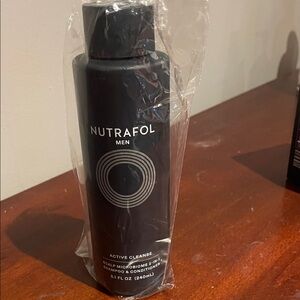 Nutrafol active cleanse